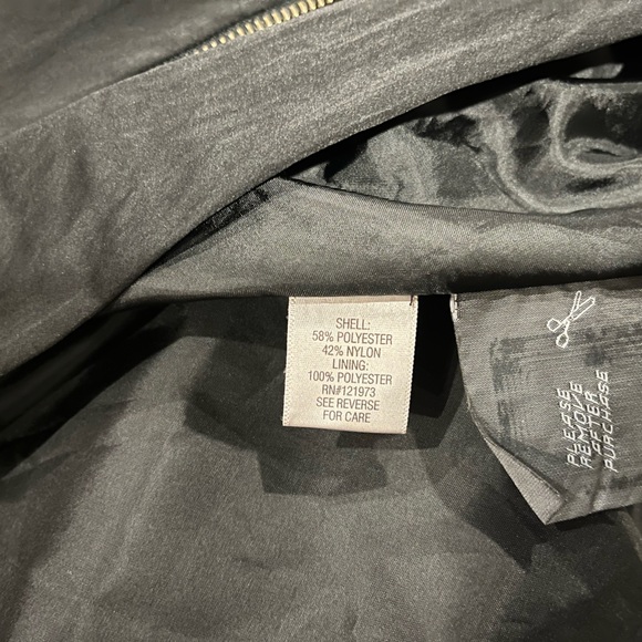 3/$30 Vera wang black jacket - Picture 3 of 7